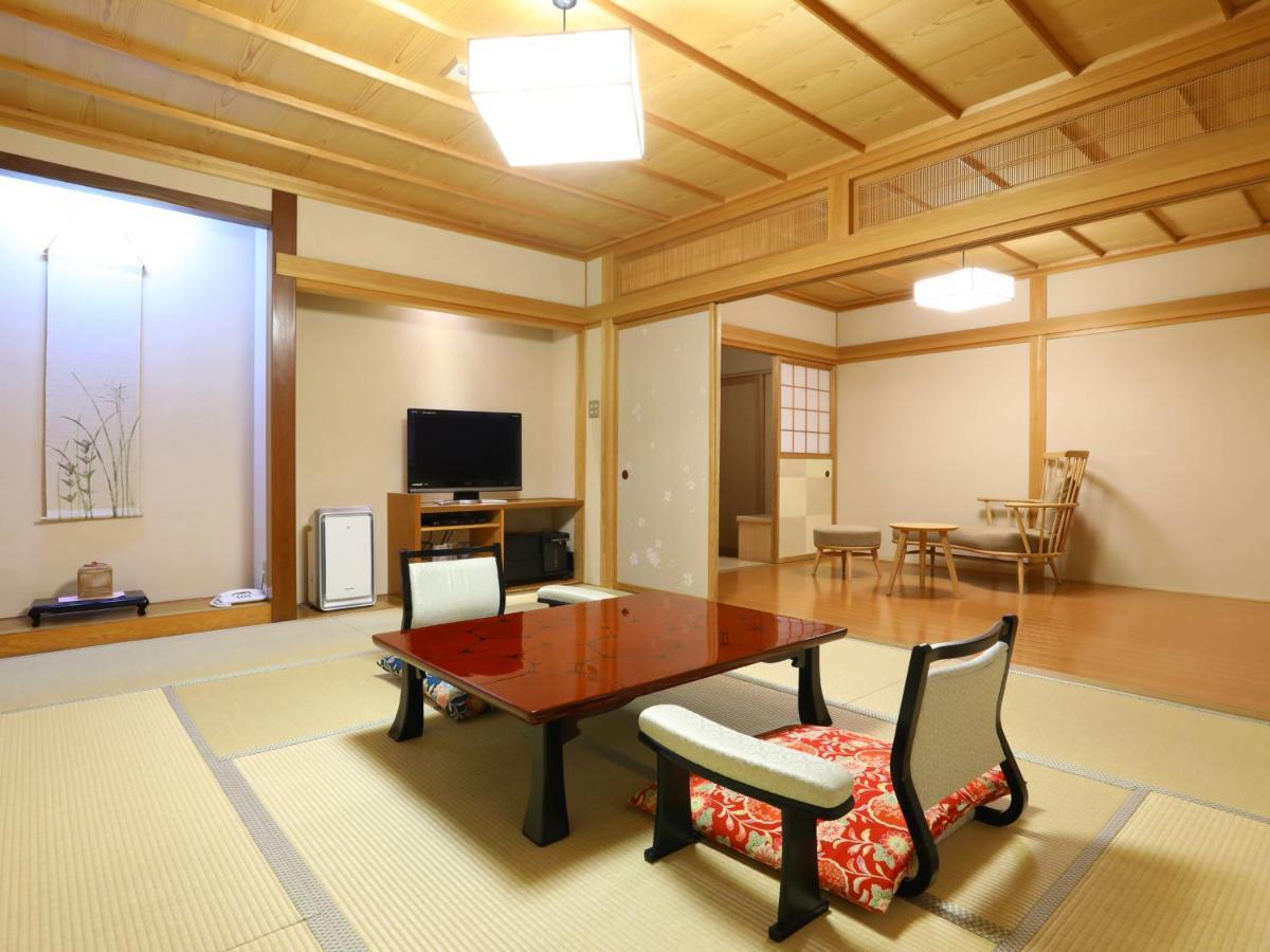 Hotel Jinpyokaku Yamanouchi  Exterior foto